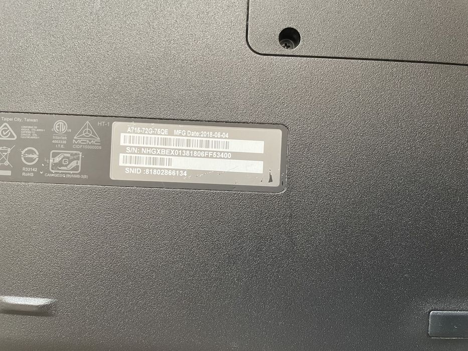 Acer Aspire 7 A715-72G /16GB RAM/ GTX 1050 4GB/ Core i7-8750H 4.10Ghz