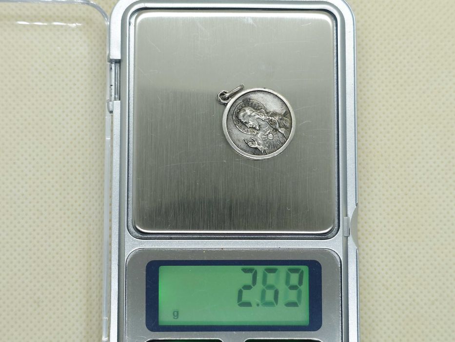 Pandantiv medalion din argint Isus și Fecioara cu Pruncul