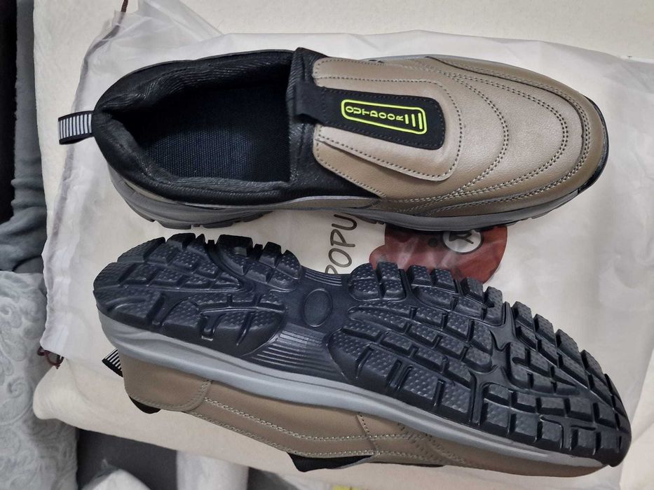 Vand 2 perechi de pantofi noi comandati pe site-ul Optimumto.com