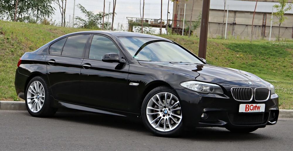 BMW Seria 5 2013 / M PAKET / X DRIVE / 218 CP / Alcantara / Navi 3D MARE