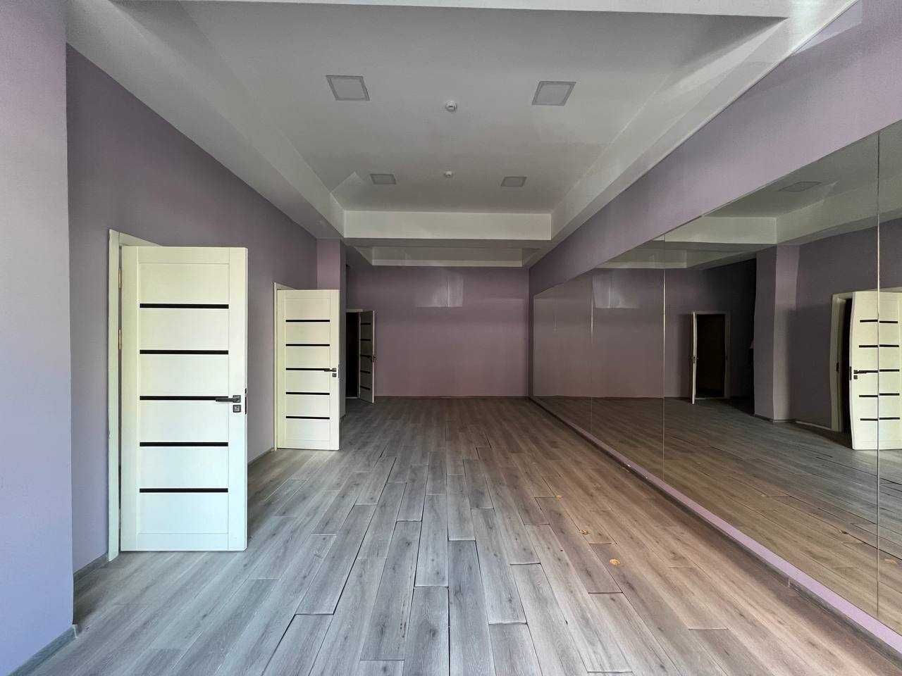 Аренда ком. помещения 300 м2, 1 этаж, гостиница Courtyard by Marriott