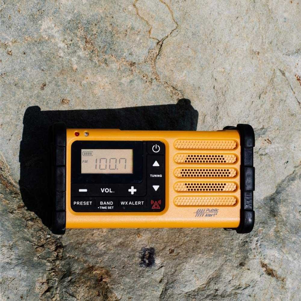 Радио Emergency Sangean MMR-88,жълт цвят,SURVIVOR M8