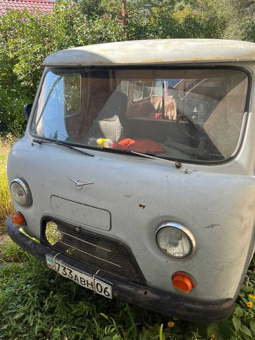 Продам УАЗ 3303 (Буханка)
