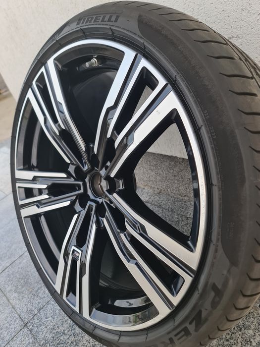 Janta spate 21 BMW 7 G70 i7 X3 G45 M908 5A19DF1 Pirelli 285 35 21