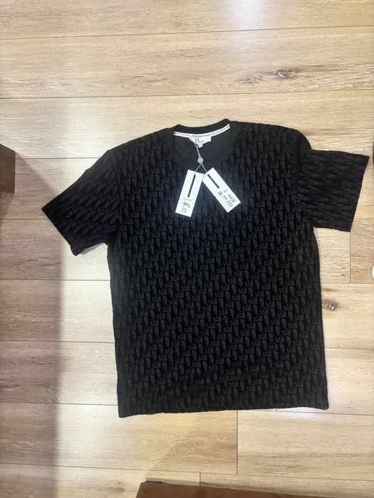 Tricou Dior L barbat cu eticheta marime L
