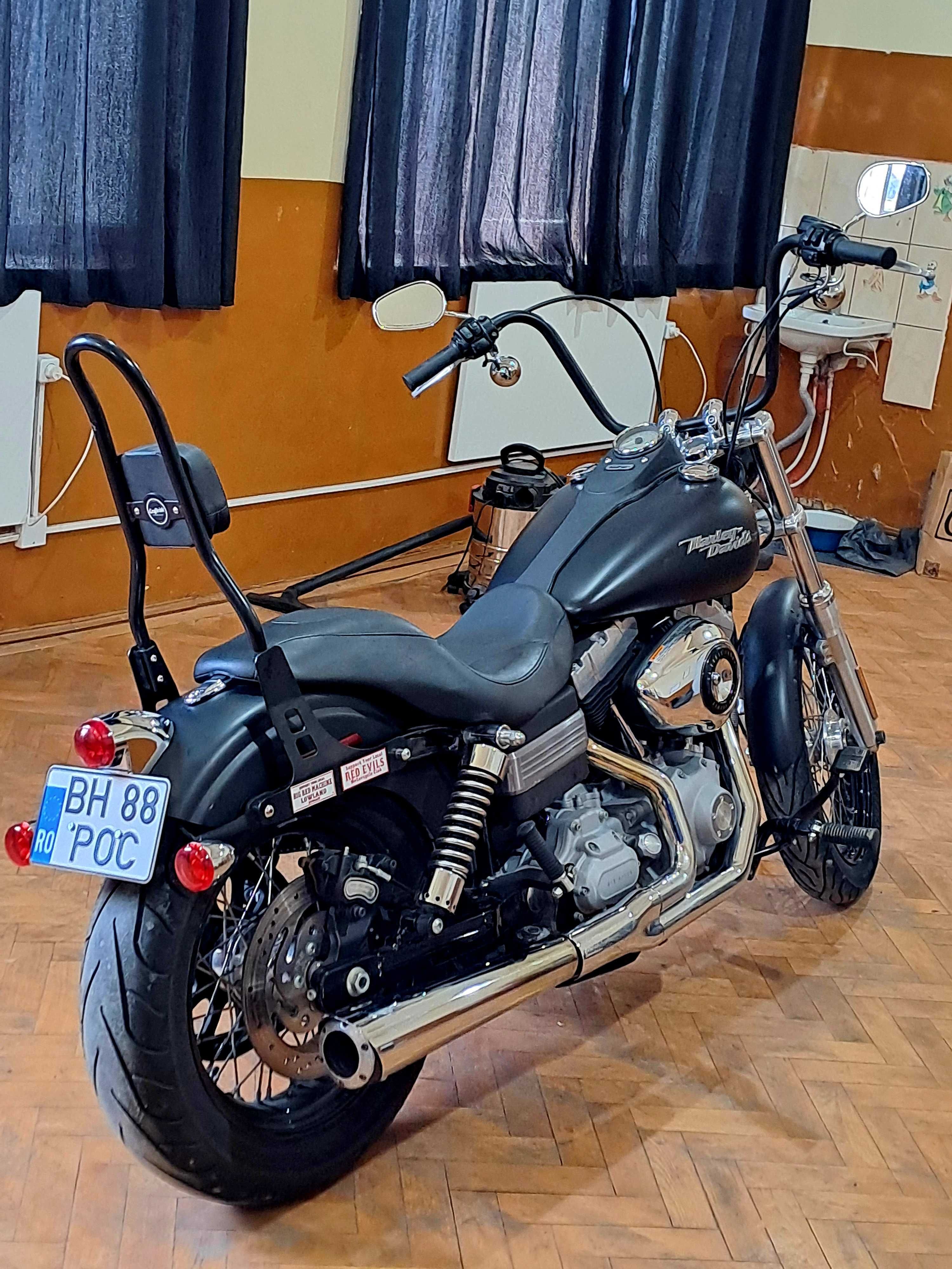 Harley Davidson Dyna Street Bob