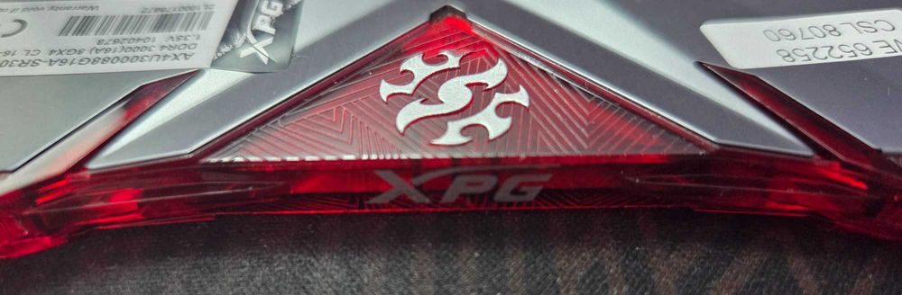 Рам Памет: ADATA XPG GAMMIX D30 8GB DDR4 3000Mhz