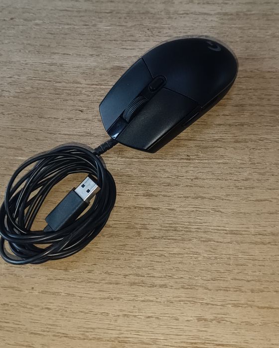 Tastatura razer huntsman mini și mouse Logitech g203 lightsync