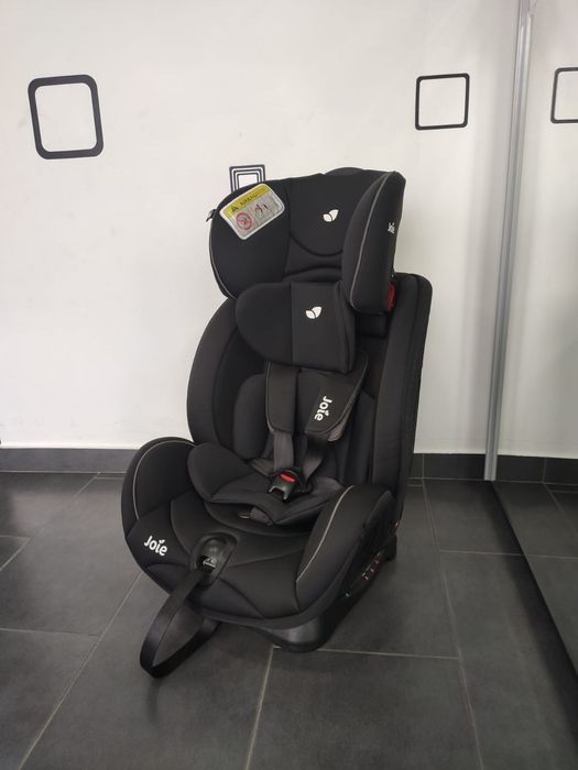Scaun auto Joie Stages pentru copii intre 0 și 25 kg
