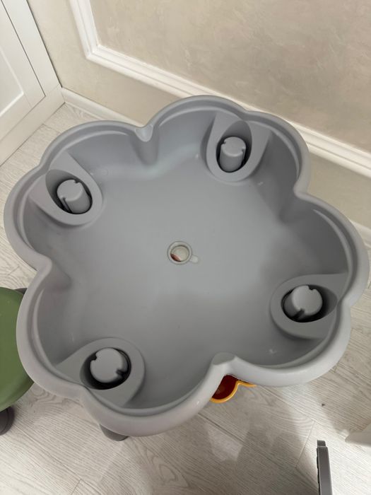 Детский стол-трасформер конструктор со стульчиком