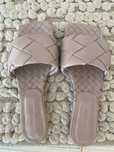 Кожени чехли Sam Edelman B*o**tega