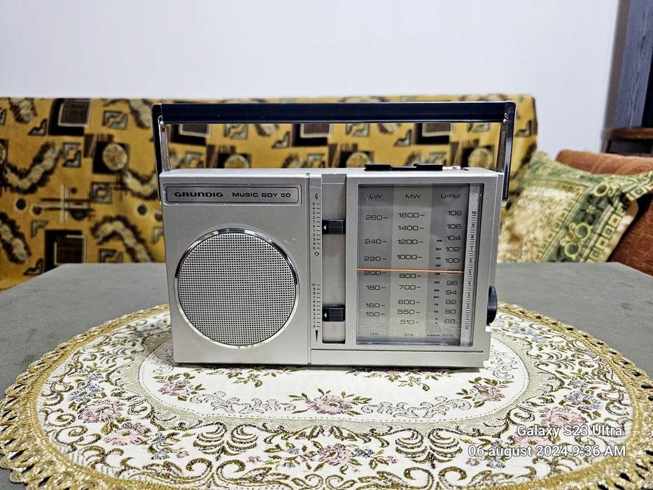 Radio portabil Grundig
