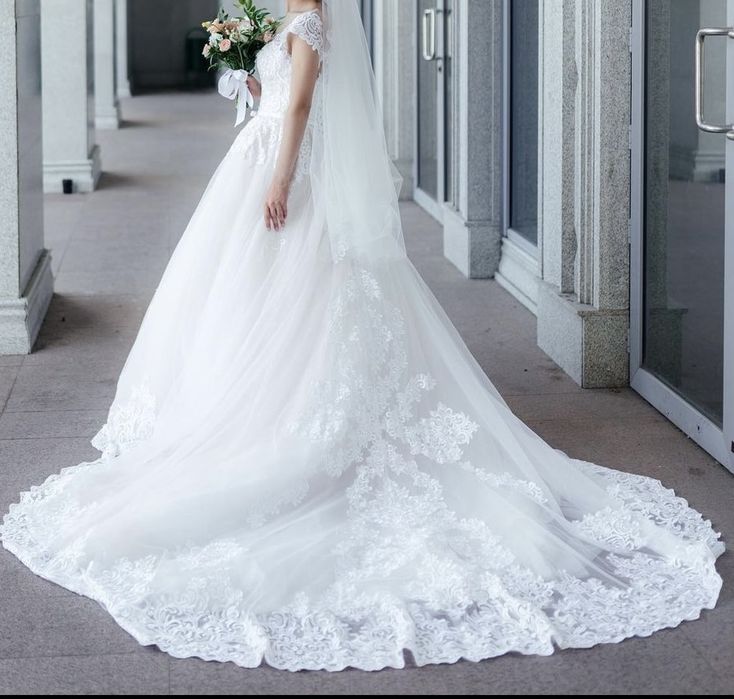 Свадебное платье