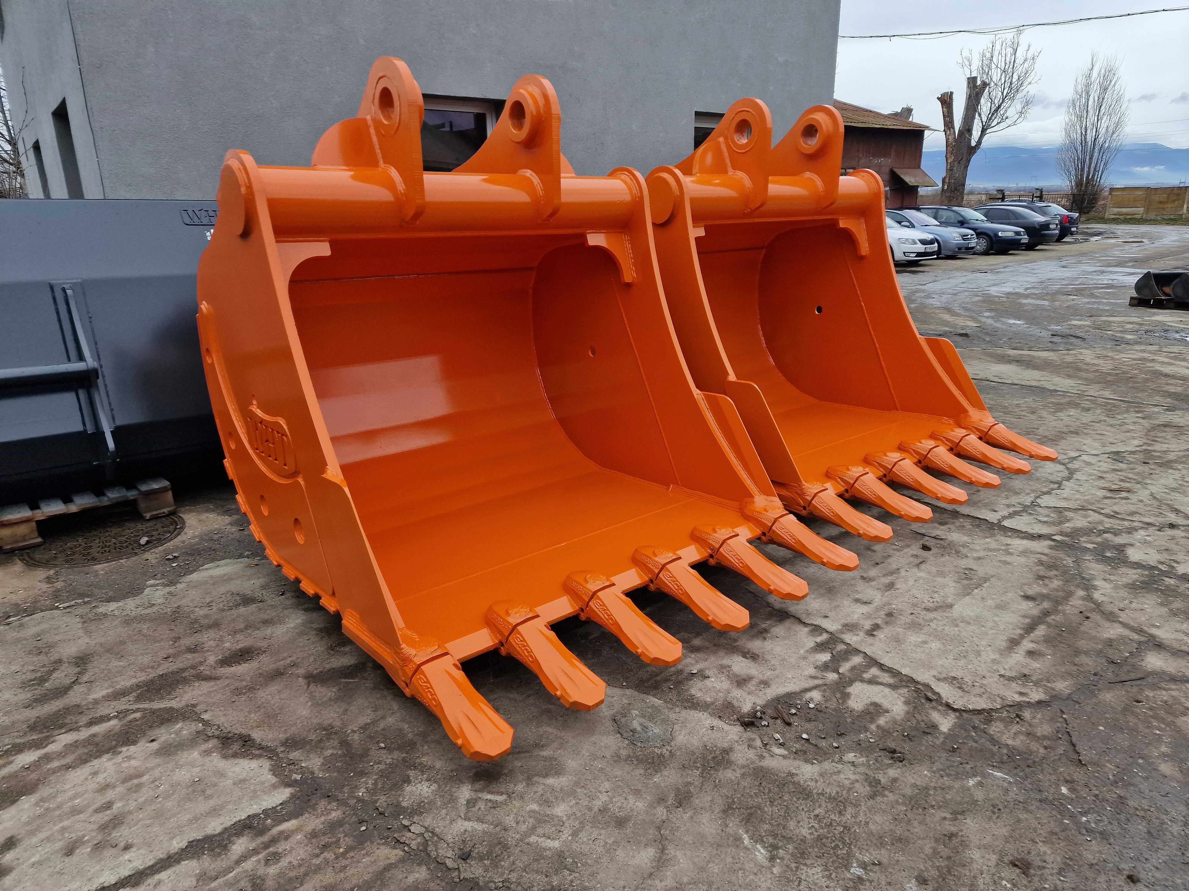 Cupa excavat Volvo, CAT