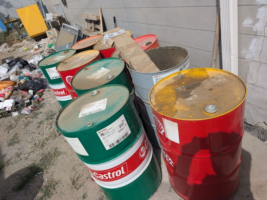 Бочки пустые от маслов