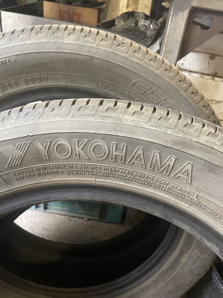 Yokohama 2 броя 235/55/18