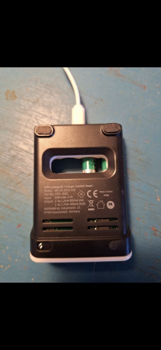 încărcător baterii reîncărcabile ANSMANN  2 acumulator cadou.