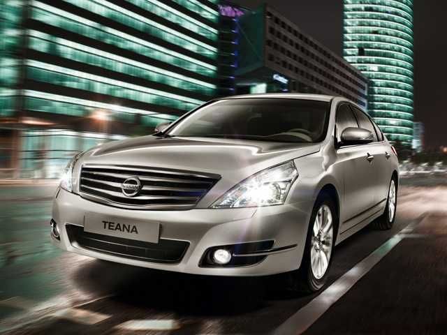 Nissan Teana J32 Нижний рычаг передней подвески