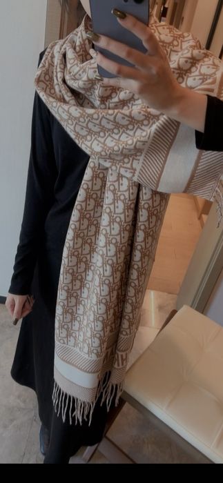 Fular Christian Dior, model 2026, 3 modele