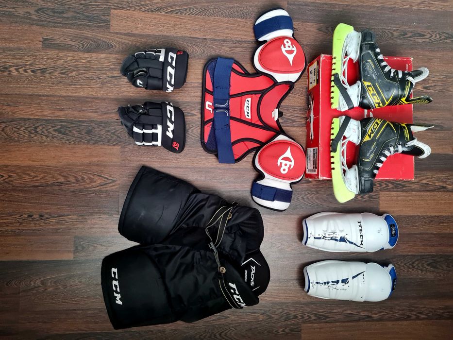 Детская хоккейная экипировка и коньки