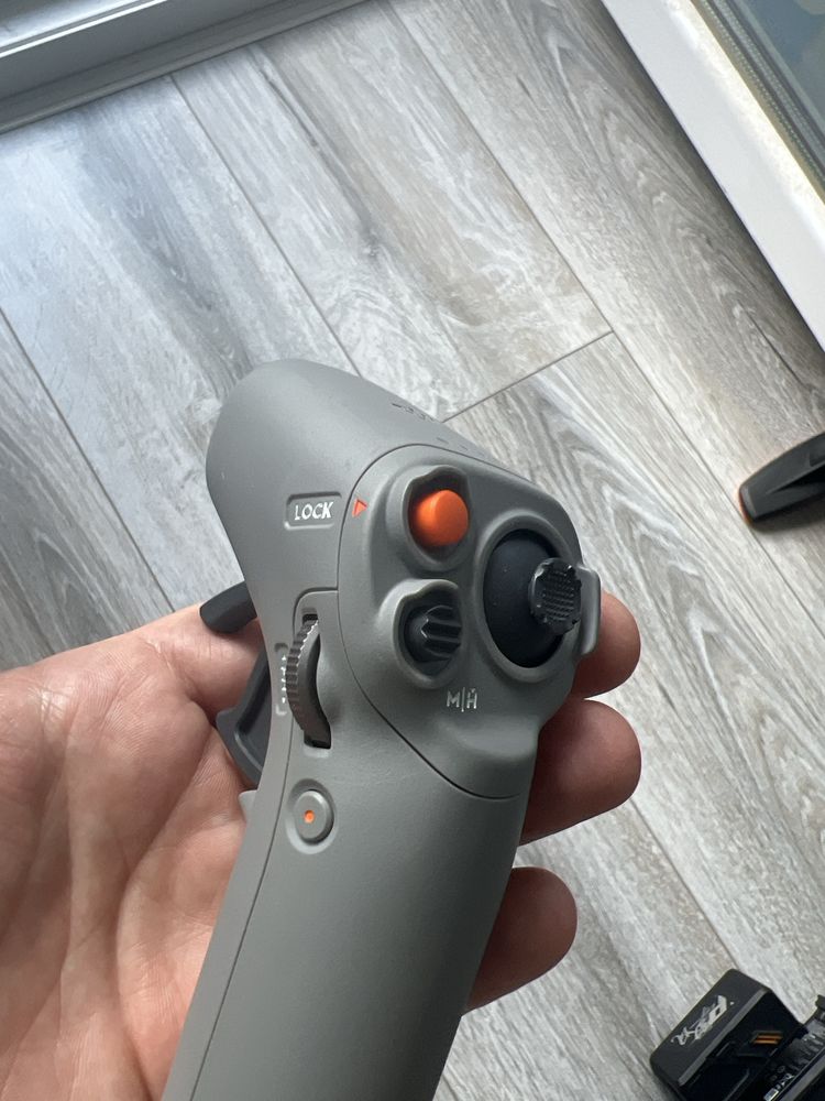 ДРОН  DJI AVATA с контролер