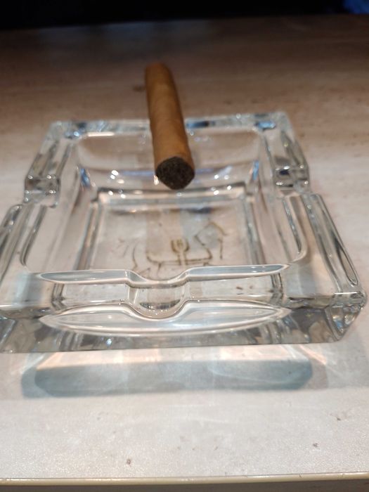 Scrumiera Eleganta din Krystal pt. Trabuc, HERMES