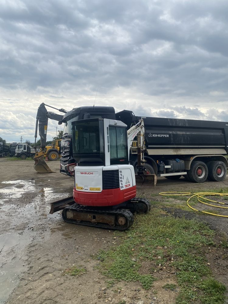Miniexcavator TAKEUCHI TB 23 R