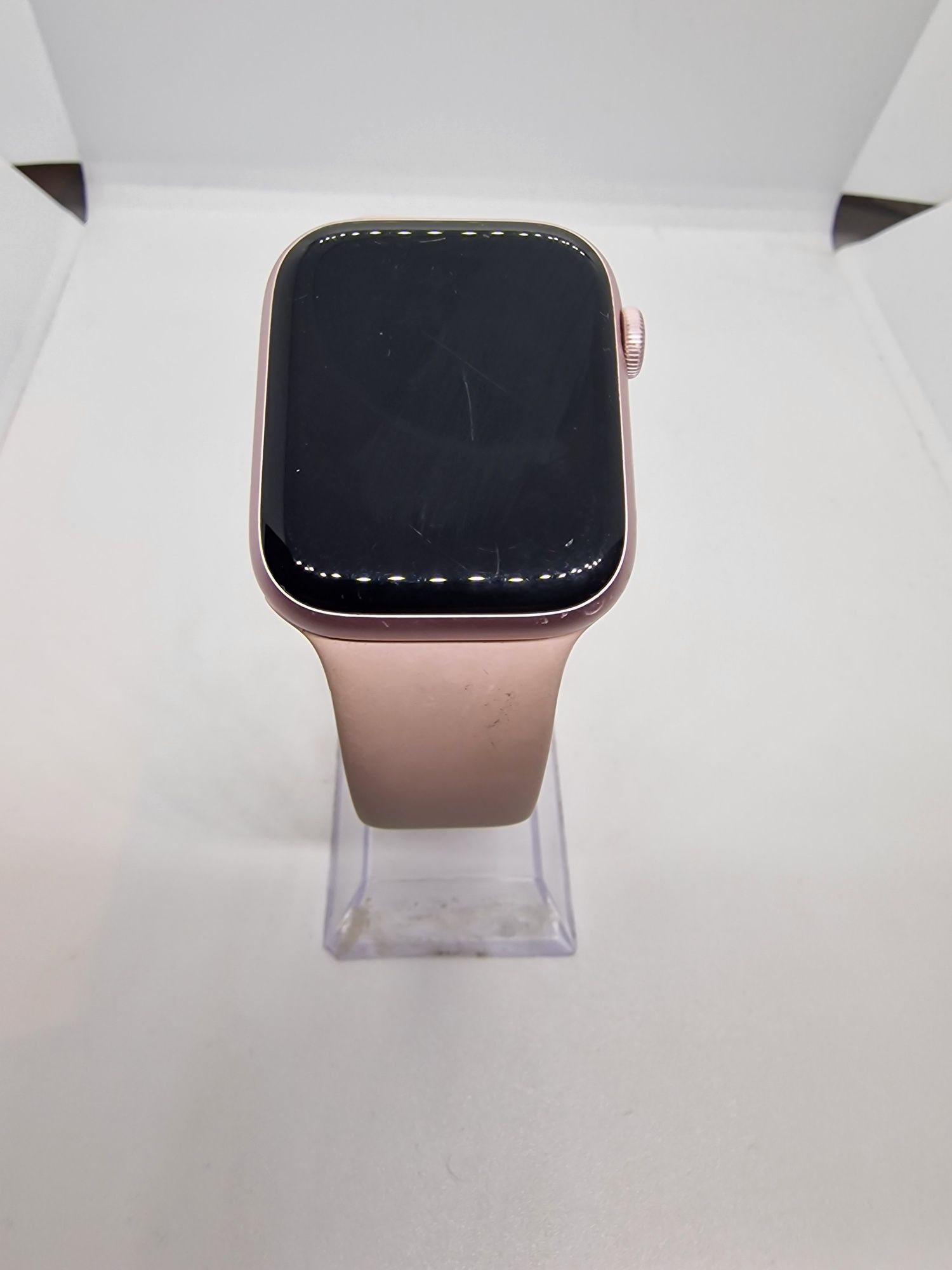 Apple Watch Seria 9 45mm
45mm 
Incarcator 

Pret: 1200Lei

Avem pe sto