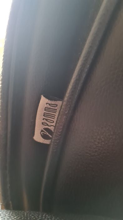 Scaun de birou directorial din lemn masiv, piele ecologică
