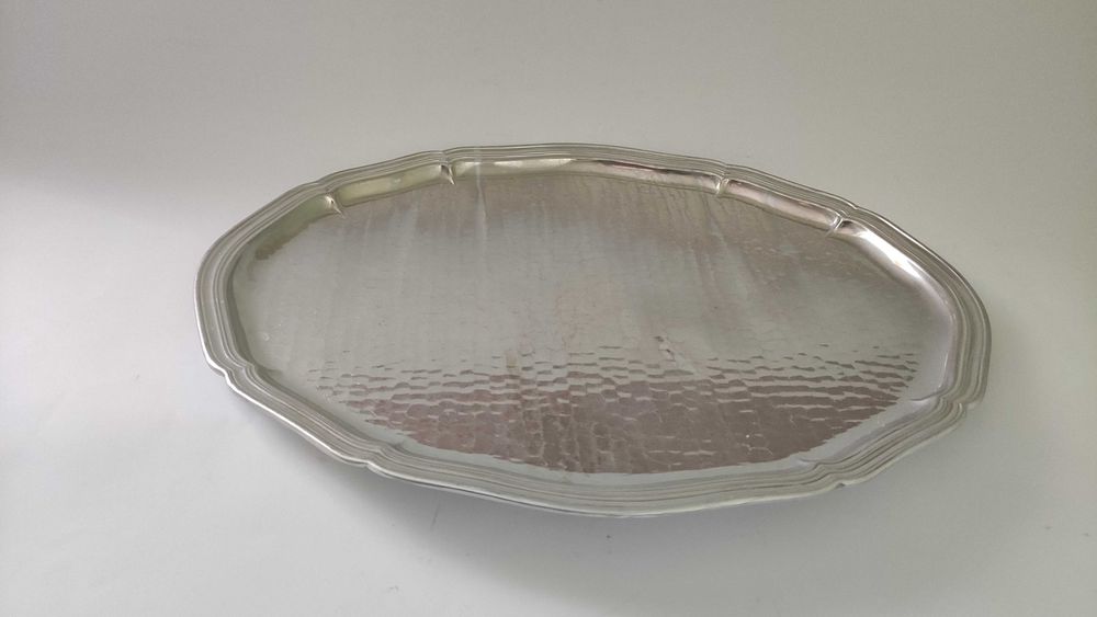 Швейцарски овален ръчно кован поднос