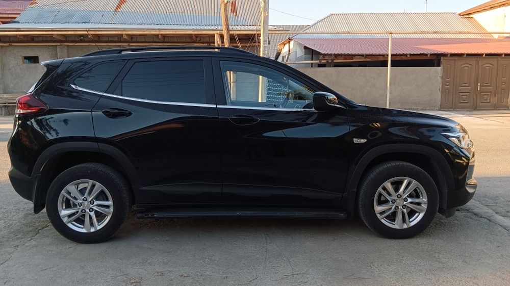 Srochna sotiladi Trekker 2