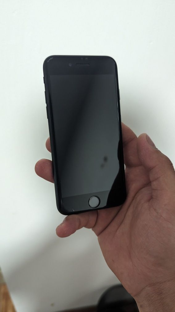 iPhone 7 32 gb matte black