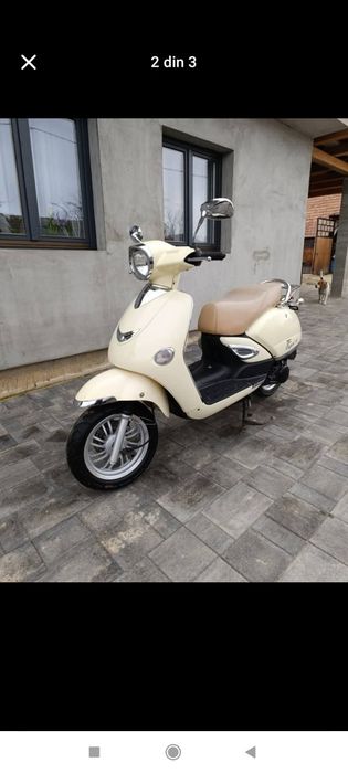 Scuter 50cm Capri model vespa