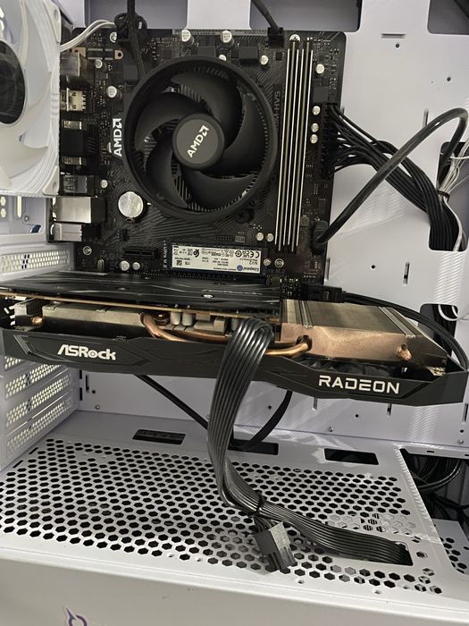 Rx 6600 asrock challenger D 8g