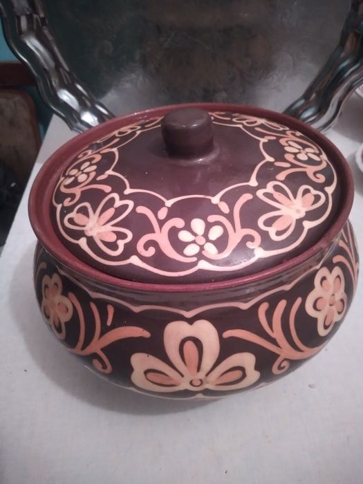 Керамика горшочек с крышкой