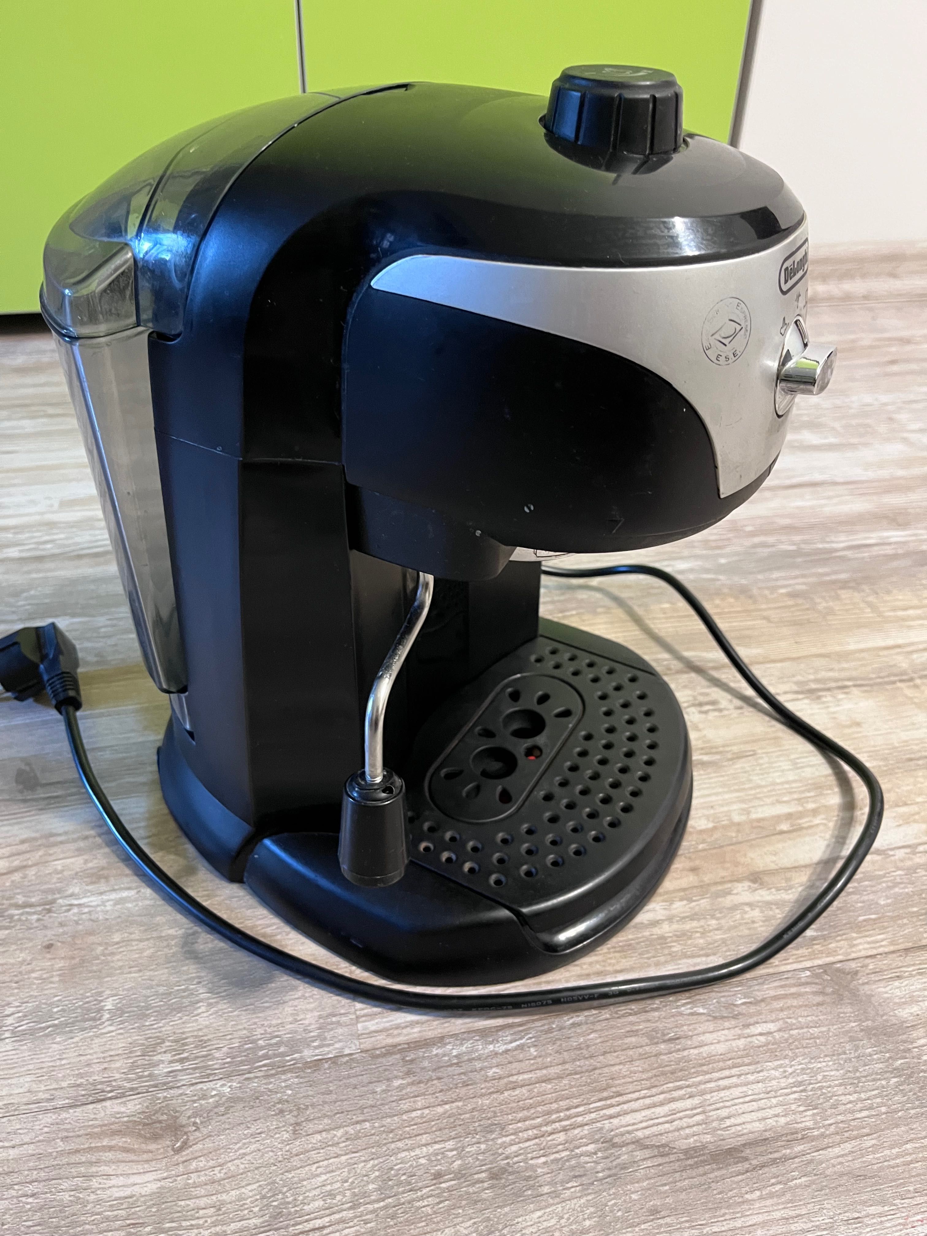 Еспресо машина Delonghi