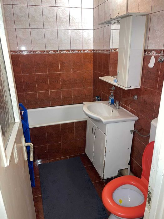 apartament de inchiriat