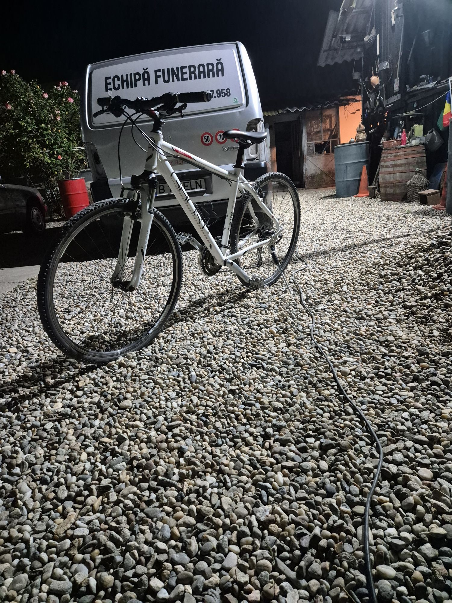 Bicicleta ghost cross 5100