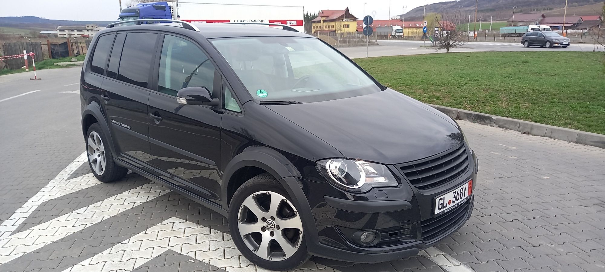 Volkswagen touran cross//motor 1.9 impecabil