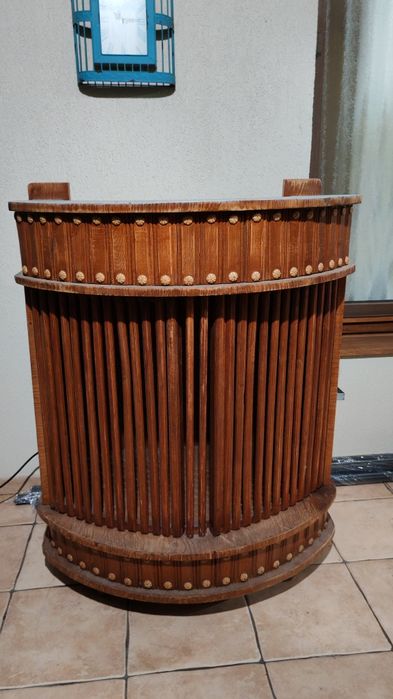 Bar lemn masiv sau corp depozitare