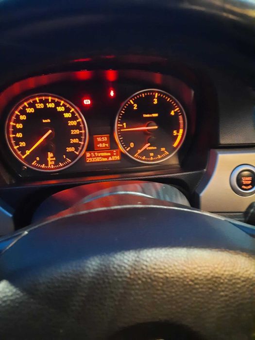 Vând bmw e90 2.0D