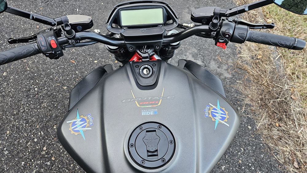MV Agusta Brutale 800