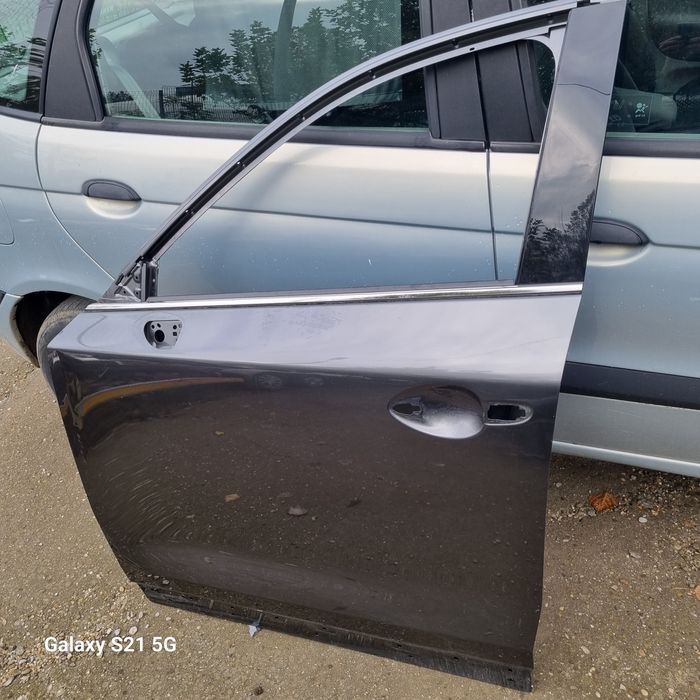 Usa stanga fata mazda cx 5 cx-5 2017-2024 cu defect