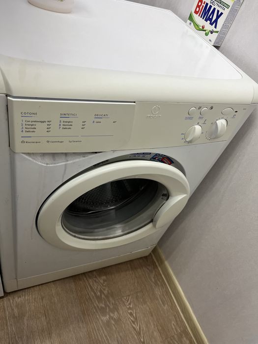 Стиральная машина автомат