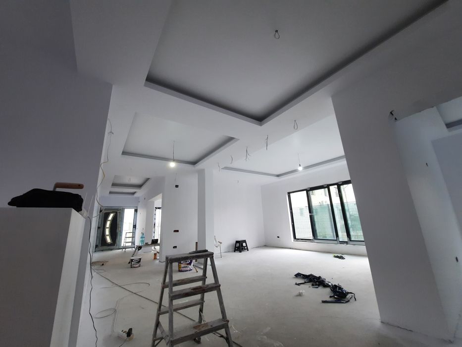 Montaj rigips Zugravit mecanizat Amenajări renovări