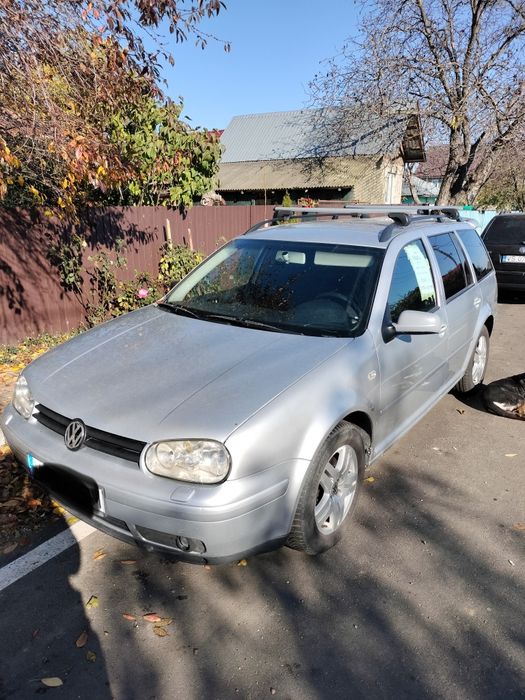 Vând golf 4 negociabil