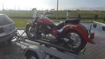 Transport/Tractari moto si ATV cu remorca cu rampa de incarcare