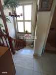 Casa 5 camere, 2 bai, piscina,garaj, 210 mp,Zona Ecaterina Teodoroiu