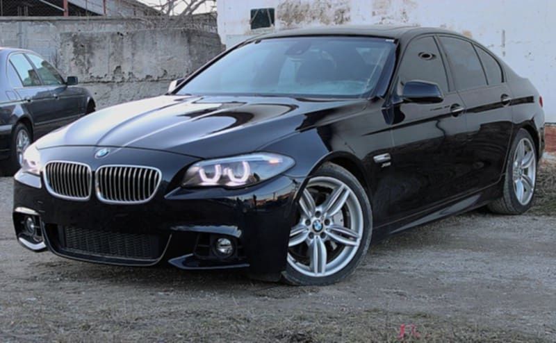 Продавам BMW 550i