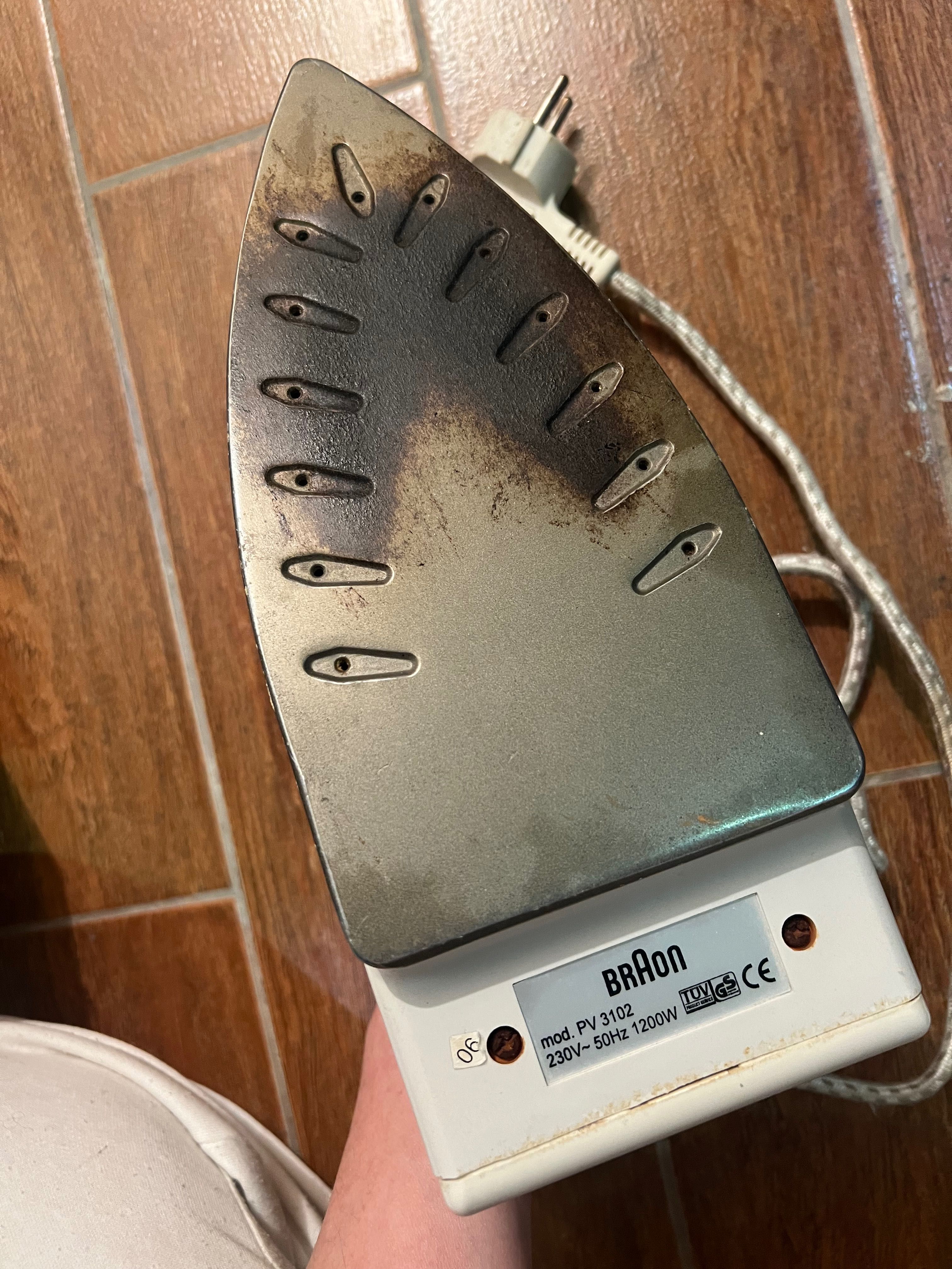 Утюг Braun рабочий